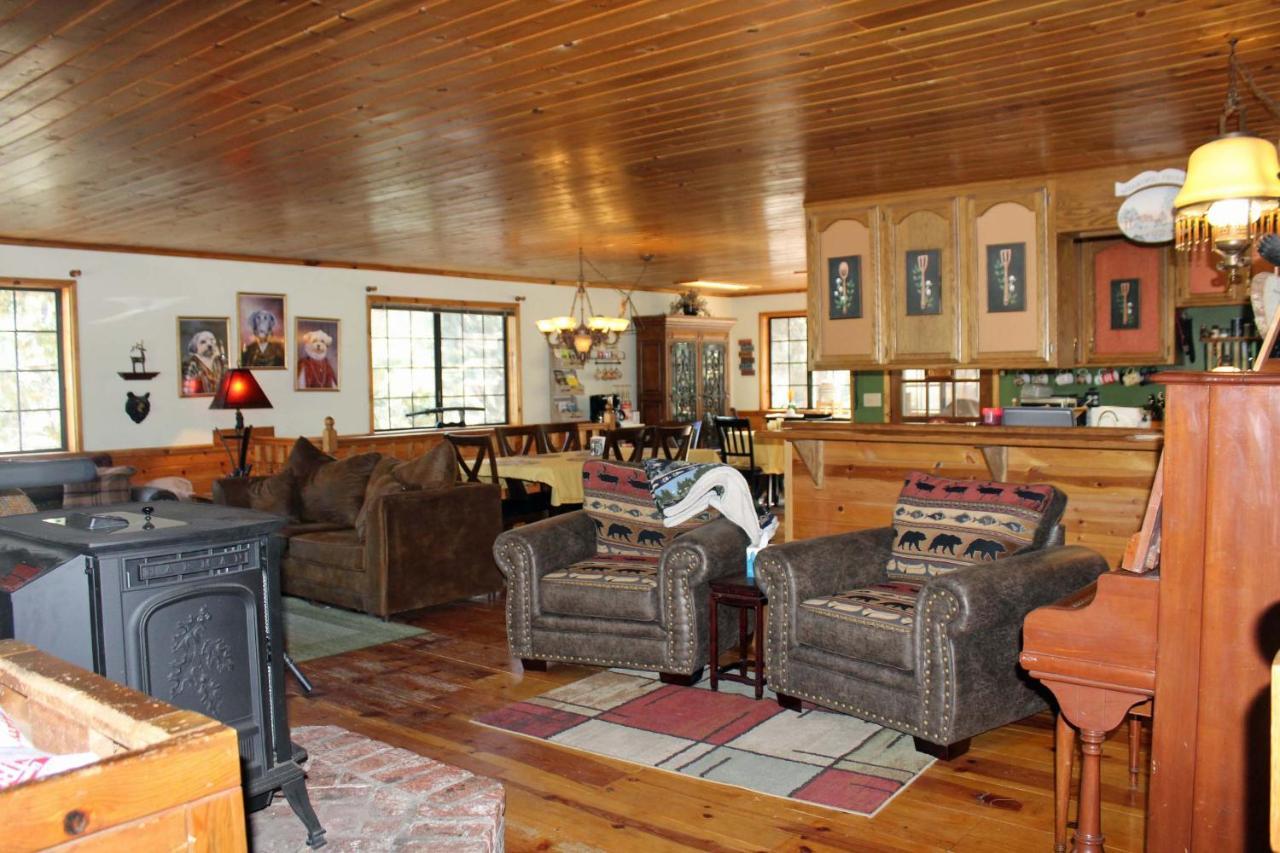 The Old Bear Bnb Pine Mountain Club Εξωτερικό φωτογραφία